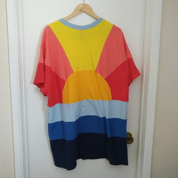 SOLD RAGYARD Festival Oversized Sunburst T-shirt - Picture 6 of 7